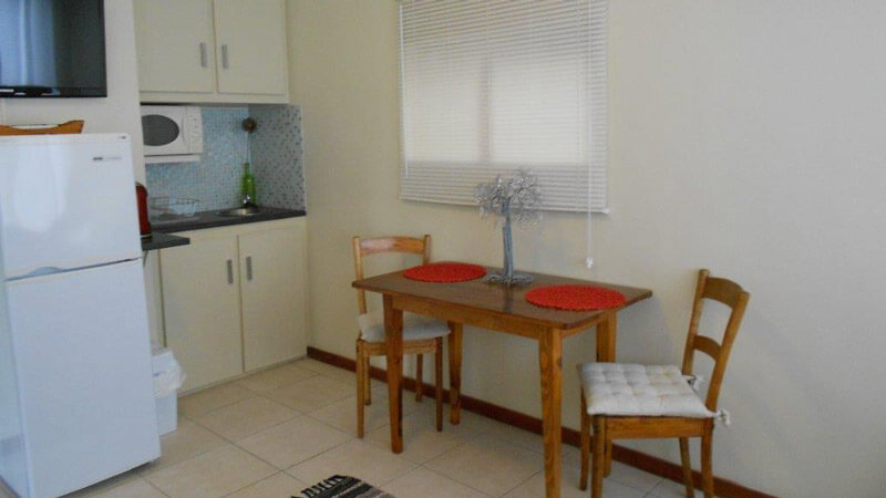 Beaufort West Bed & Breakfast Cottage
